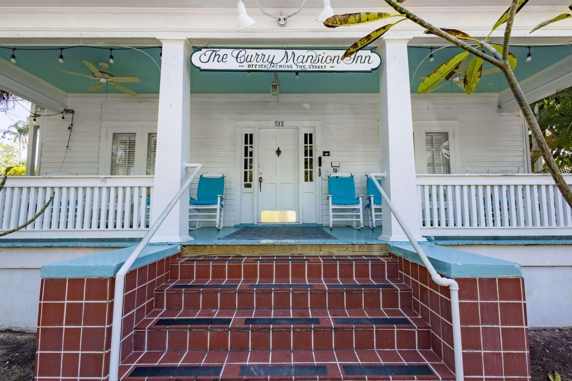 Deluxe King With Balcony - At James House With Parking! Key West Eksteriør billede